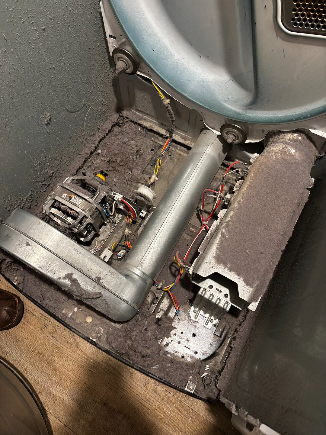 Expert Electrical Cavity Clean Out in Daphne, Alabama Thumbnail